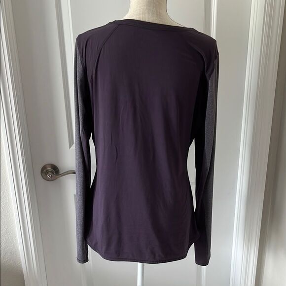 North Face Women's Purple Multi Pattern Long Sleeve Top Herringbone Front Sz L - Picture 5 of 9